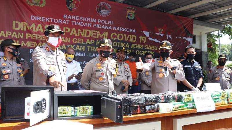 Bareskrim Polri Ungkap Kasus Narkoba Modus Ekspedisi Sembako Di Tengah Pandemi Corona