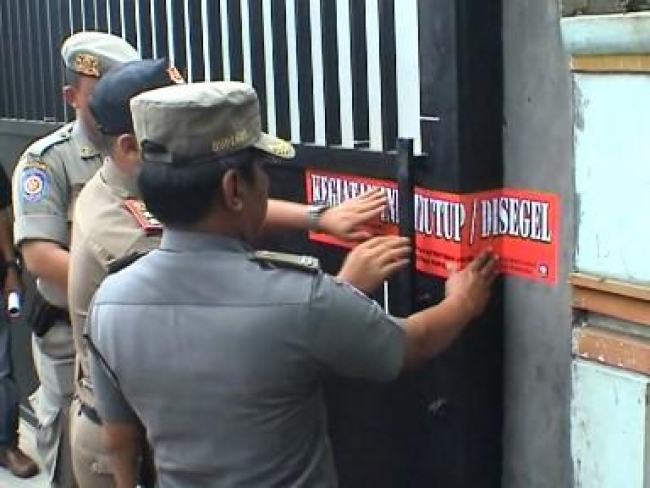 Cikupa- Family Ban Disegel, Kamis (29/11)Dt