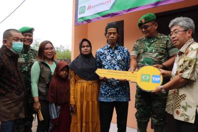 Danrem 064/MY dan Dandim 0602/Serang Resmikan RLTH di Jawilan