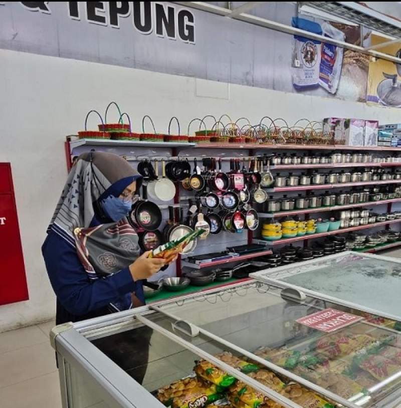 Pastikan Pangan Aman Jelang Natal dan Tahun Baru, Loka POM di Kota Tanjungbai Lakukan Intensifikasi Pengawasan Pangan