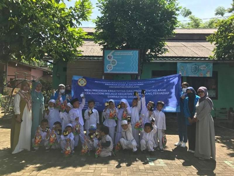 Produktivitas Anak Melalui Kegiatan Daur Ulang Sampah Non Organik