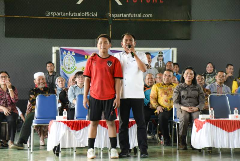 Bupati Serdang Bedagai, Darma Wijaya bersama Irza