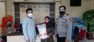 Polresta Tangerang Bantu Warga Mauk yang Jalani Isolasi Mandiri