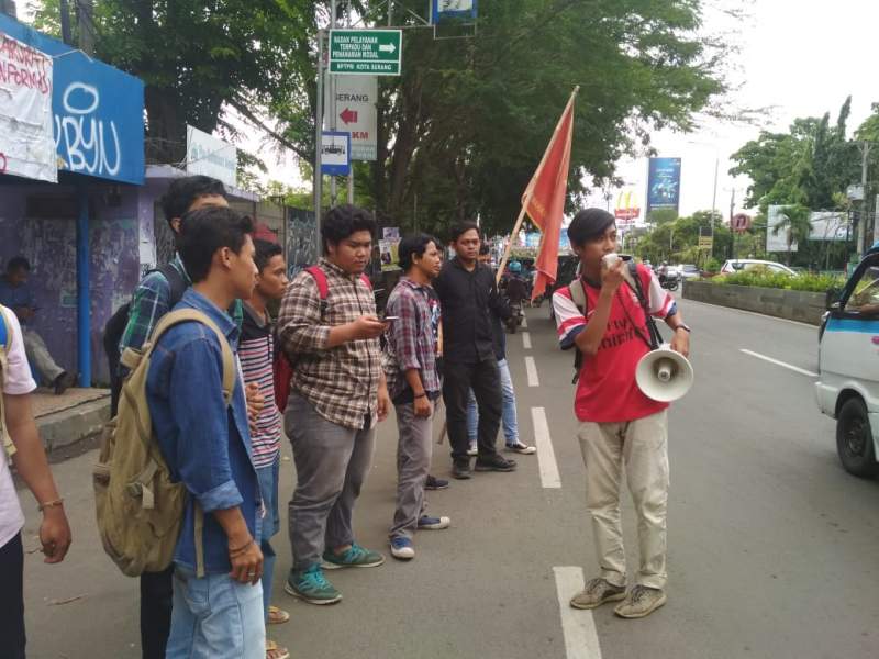 SWOT Banten Adakan Mimbar Bebas Dan Tahlilan Mengenang Kematian Program Walikota Serang