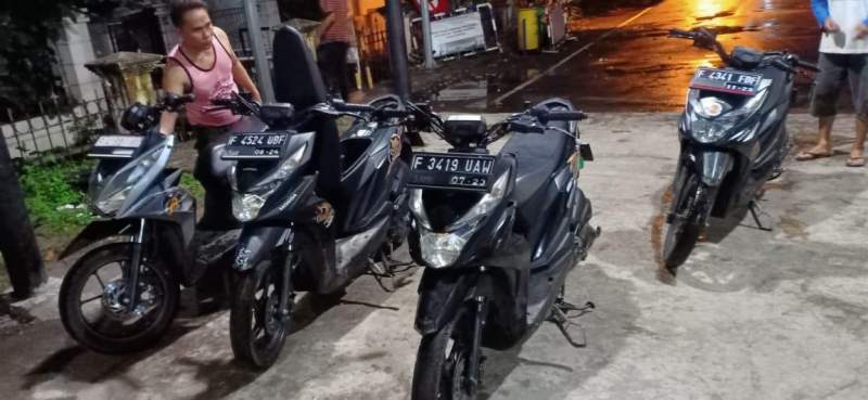 Angkut 9 Unit Motor, Dua Mobil Bak Terbuka Diamankan