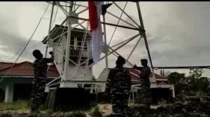 TNI AL Lanal TBA Kibarkan Bendera di Perbatasan RI-Malaysia Pulau Jemur