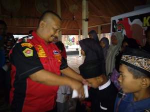LMPI Marcab Lebak Bagikan Santunan Untuk Anak Yatim