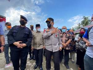 Plt Wali Kota Tanjungbalai Dampingi Kapoldasu Saat tinjau Vaksinasi Merdeka Anak Usia 6-11