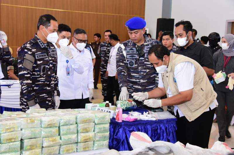 Fantastis! 2,061 Ton Barbuk Narkotika di Batam Dimusnahkan