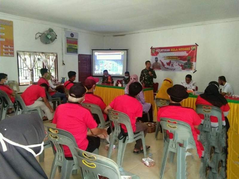 Babinsa Koramil 07/AJ sampaikan Wasbang Bela Negara ke Warga
