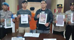 Tersangka promosi judi online ditangkap kepolisian Pandeglang, Banten.
