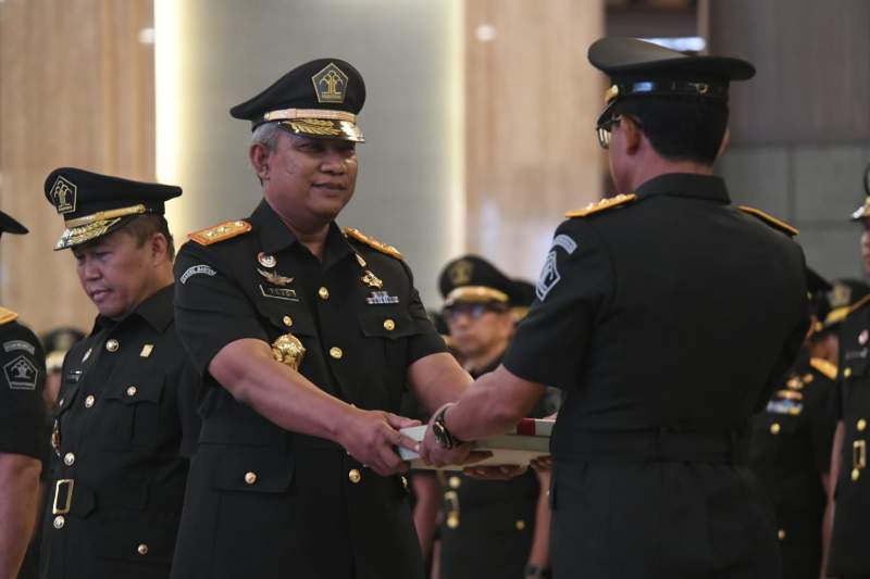 Yasonna Promosi dan Mutasi 120 Pimti Pratama di Kemenkumham