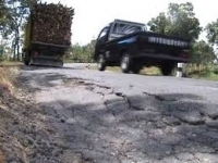 Jalur Mudik di Banten Masih Rusak Parah