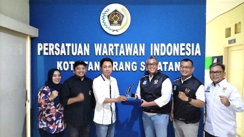 Jelang Porprov 2026, KONI Tangsel Sambangi PWI Tangsel Jalin Kemitraan