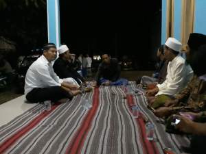 istighosah akbar di Pondok Pesantren Furu Arraudhatul Baqiat, Kampung Batuceper, Desa Citasuk, Kecamatan Padarincang, Kabupaten Serang