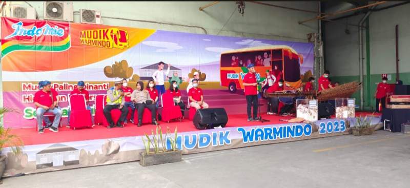 PT Indofood Berangkatkan Mudik Gratis Pedagang Warmindo