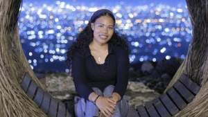 Finalis Miss Indonesia 2025 Dikeluarkan karena Kibarkan Bendera Israel