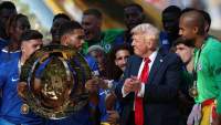 Chelsea Juara Piala Dunia Antarklub 2025, Tapi Trofi Aslinya Ada di Ruang Oval Donald Trump