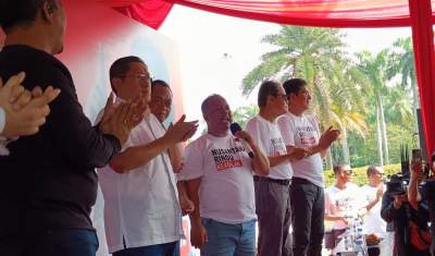 Anas Urbaningrum menggelar pidato politik di Monas, Jakarta Pusat, Sabtu (15/7/2023).