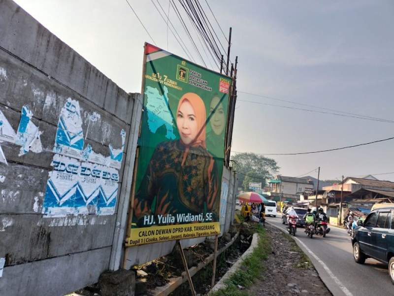 Satpol PP Akan Tertibkan Spanduk dan Baleho Caleg