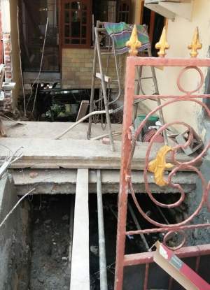 Bangli di Perumahan Binong, Curug, Kabupaten Tangerang.