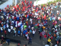 Puncak HUT, ASDP Gelar Jalan Sehat