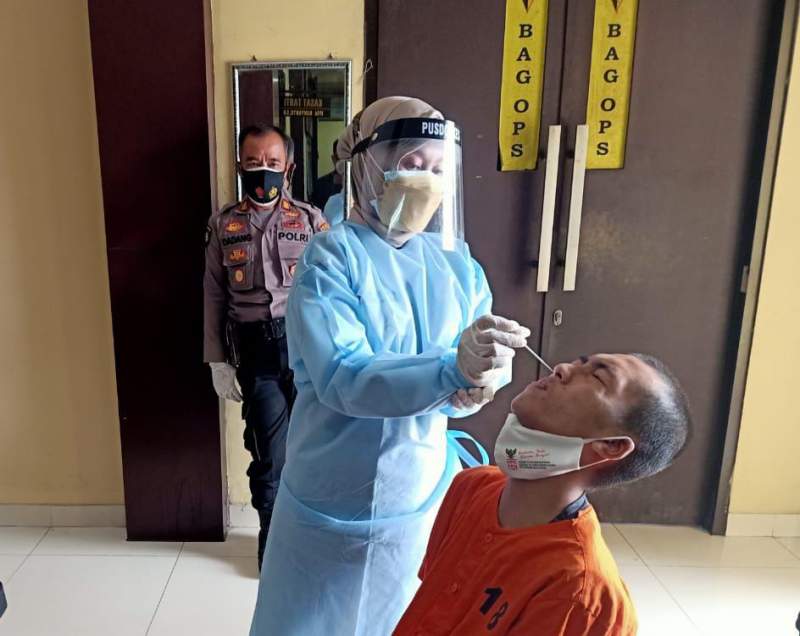 Tahanan di Rutan Polres Serang di Swab Antigen