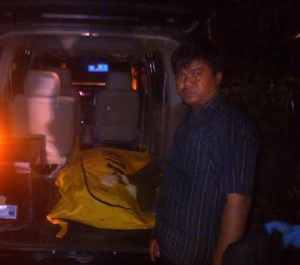 Sesosok Mayat Ditemukan Membusuk