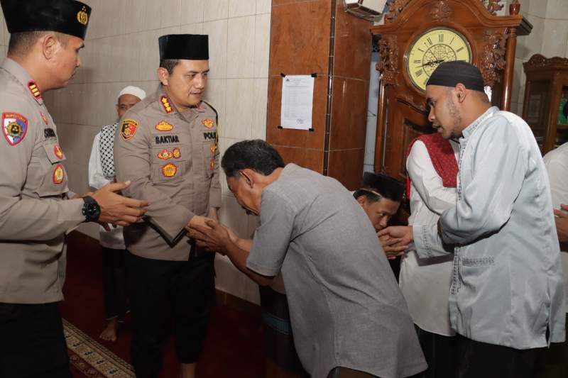 Kapolresta Tangerang Gelar Tarling di Masjid Baqin Balaraja