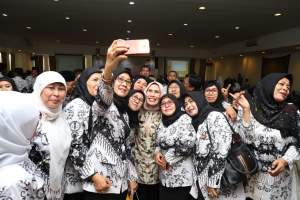 Meningkatkan Kesejahteraan, Guru Berbagai Kategori di Kabupaten Serang Dapatkan Insentif