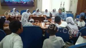 Tanamkan Cinta Lingkungan, PDAM TB Berikan Edukasi Kepada Pelajar SD