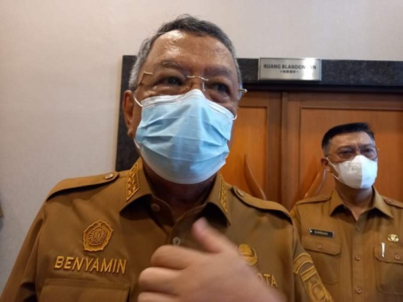 Walikota Tangerang Selatan, Benyamin Davnie