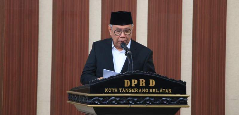 Walikota Tangsel, Benyamin Davnie.