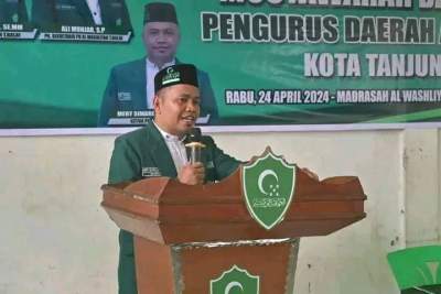 Mery Simargolang Pimpin Alwashliyah Tanjungbalai