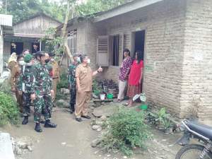 Danrem 022/PT Kolonel Inf Asep Nugraha meninjau proyek TMMD ke-111 tahun 2021 Kodim 0204 Deli Serdang di Desa Mabar, Selasa (15/6/2021)(istimewa).