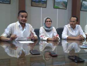 Tim Pemenangan Iti-Ade Klaim Raih Suara 75 Persen