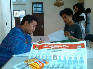 Pelanggaran Kampanye Caleg Golkar