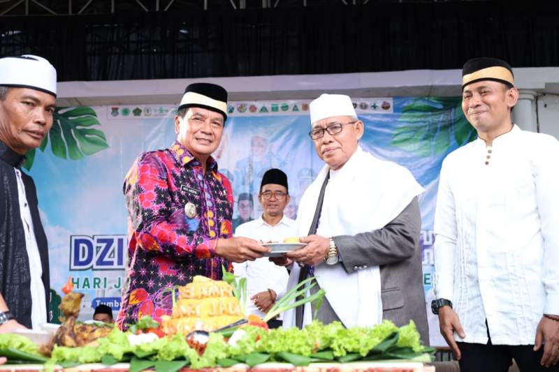 Bupati Maesyal Hadiri HUT Ke - 19 Kecamatan Gunung Kaler