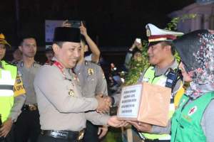 Kapolda Banten Pantau Malam Takbir di Citra Raya