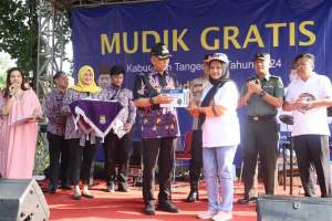 Pj Bupati Tangerang Lepas Ribuan Pemudik