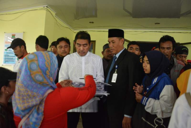 Dukcapil Kabupaten Tangeramg Layani Warga Sampai Jam 4 Subuh