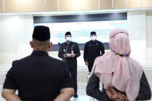 Bupati tangerang lantik sumpah jabatan pegawai negeri sipil.