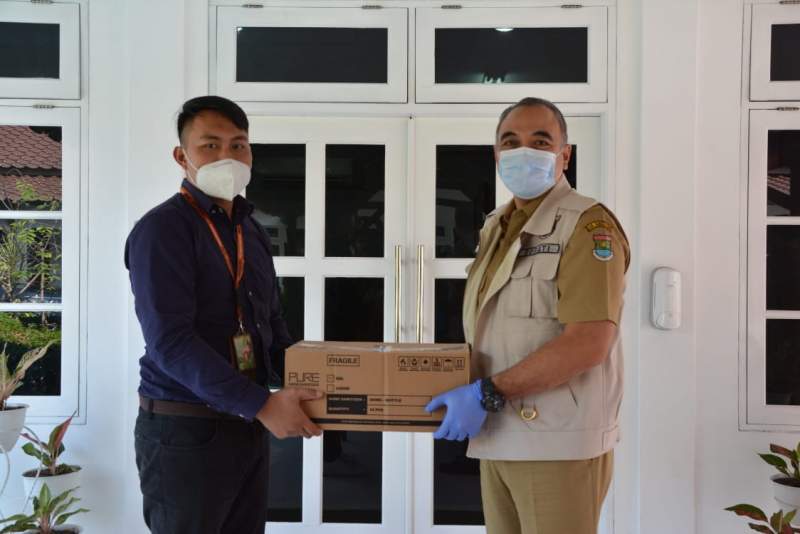 Zaki Terima  Bantuan CSR dari Summarecon Serpong dan PT. Bali Tower