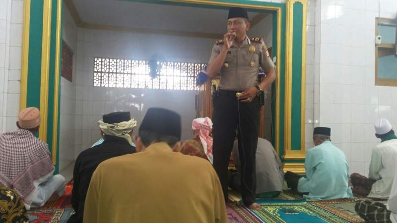 Kapolresta Tangerang Salat Jumat di Gunung Kaler