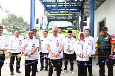 Zaki Resmikan Instalasi Pengujian Tengki Ukur Mobil dan Meter Air