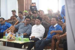 Ngobras Alazhom Dipadati Ribuan Jamaah