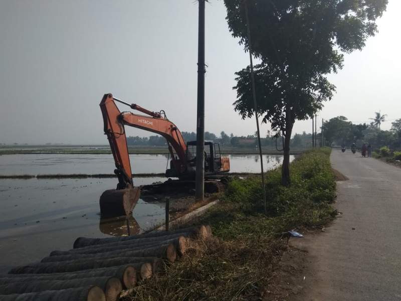 Galian Tanah Di Desa Pekayon Dikeluhkan Warga