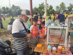 Turnamen Sepakbola Piala Bupati dan Wakil Bupati Serdang Bedagai 2024 Membawa Berkah bagi Pedagang Bakso Bakar