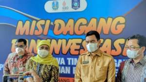 Gubernur Jatim Khofifah, Pastikan Sapi Yang di Produksi Provinsinya Aman Dari PMK