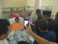 Jenguk korban Ledakan, Komisi IV DPRD Berikan Bantuan